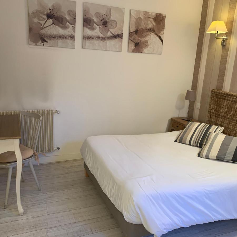 Hotel Des Falaises Villers-sur-Mer Buitenkant foto