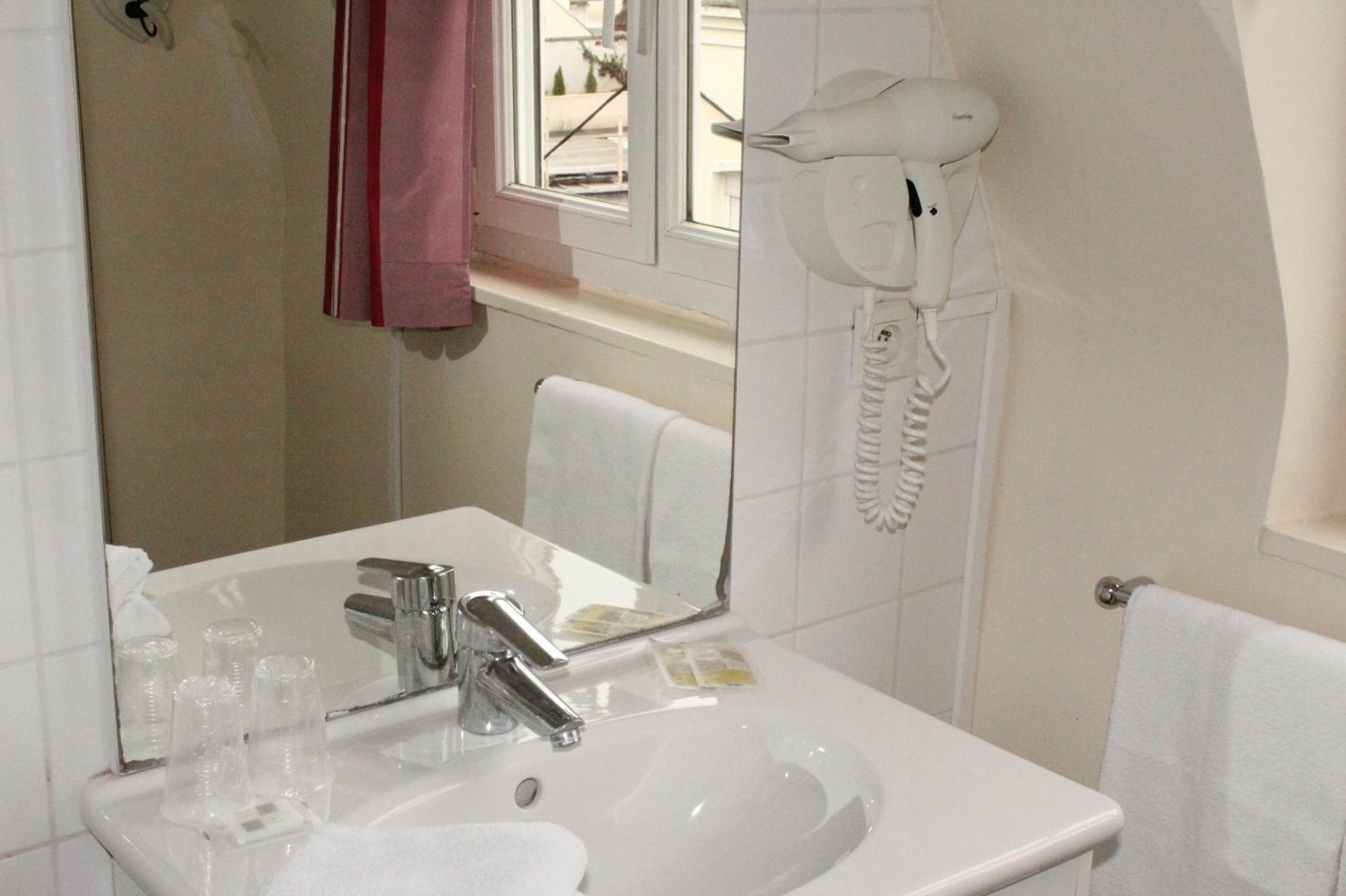 Hotel Des Falaises Villers-sur-Mer Kamer foto