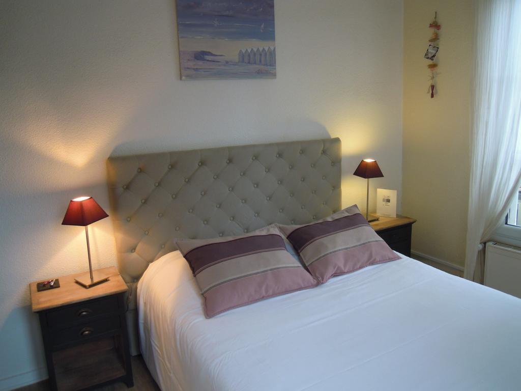 Hotel Des Falaises Villers-sur-Mer Kamer foto