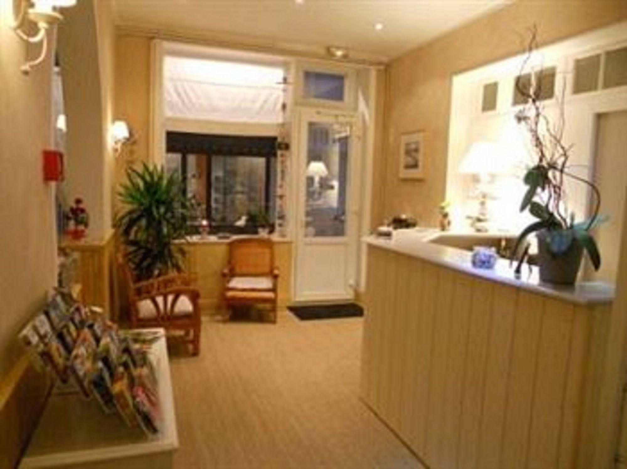 Hotel Des Falaises Villers-sur-Mer Buitenkant foto