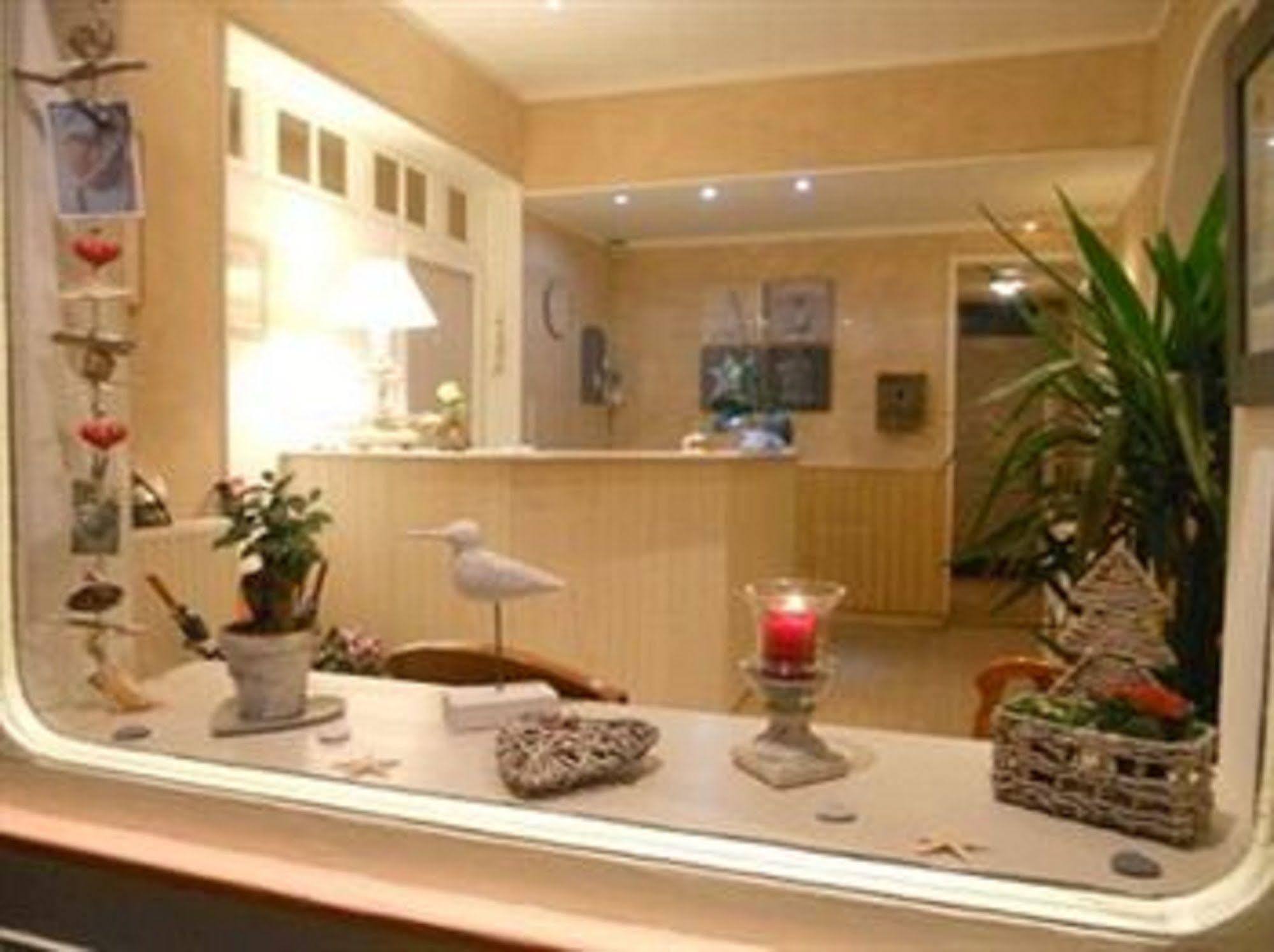 Hotel Des Falaises Villers-sur-Mer Buitenkant foto