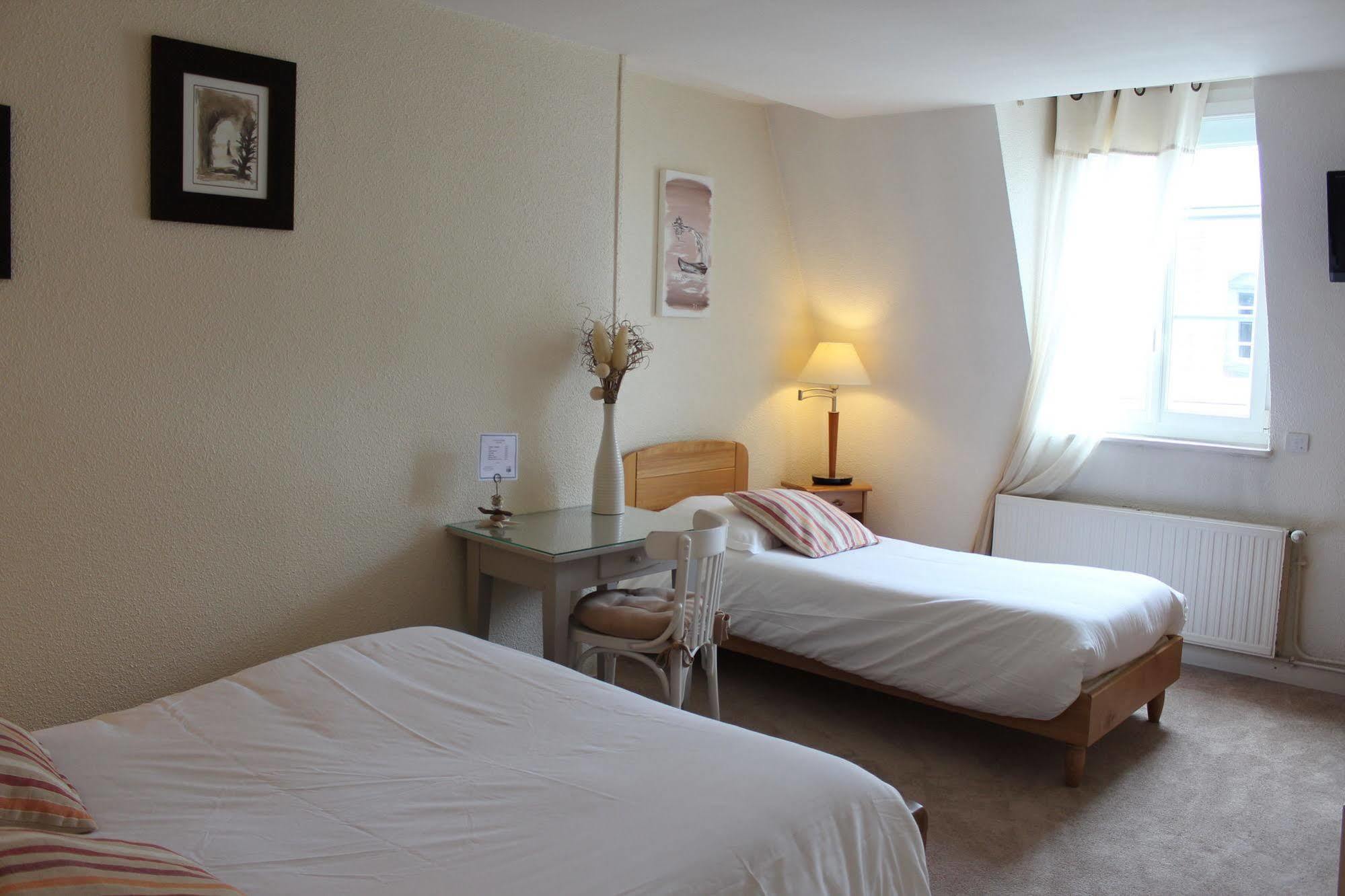 Hotel Des Falaises Villers-sur-Mer Buitenkant foto